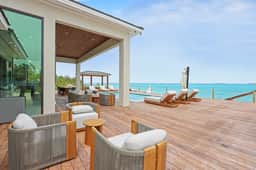 Beachfront Luxe 6BR Villa, Pool & Bay Views - Image 4