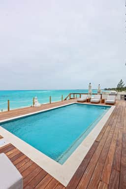 Beachfront Luxe 6BR Villa, Pool & Bay Views - Image 5